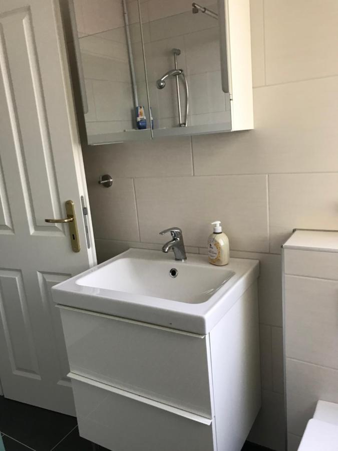 Uni Essen Apartment Ngoại thất bức ảnh